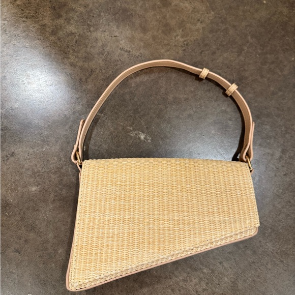Urban Expressions Tan Woven Women's Bag - Picture 4 of 4